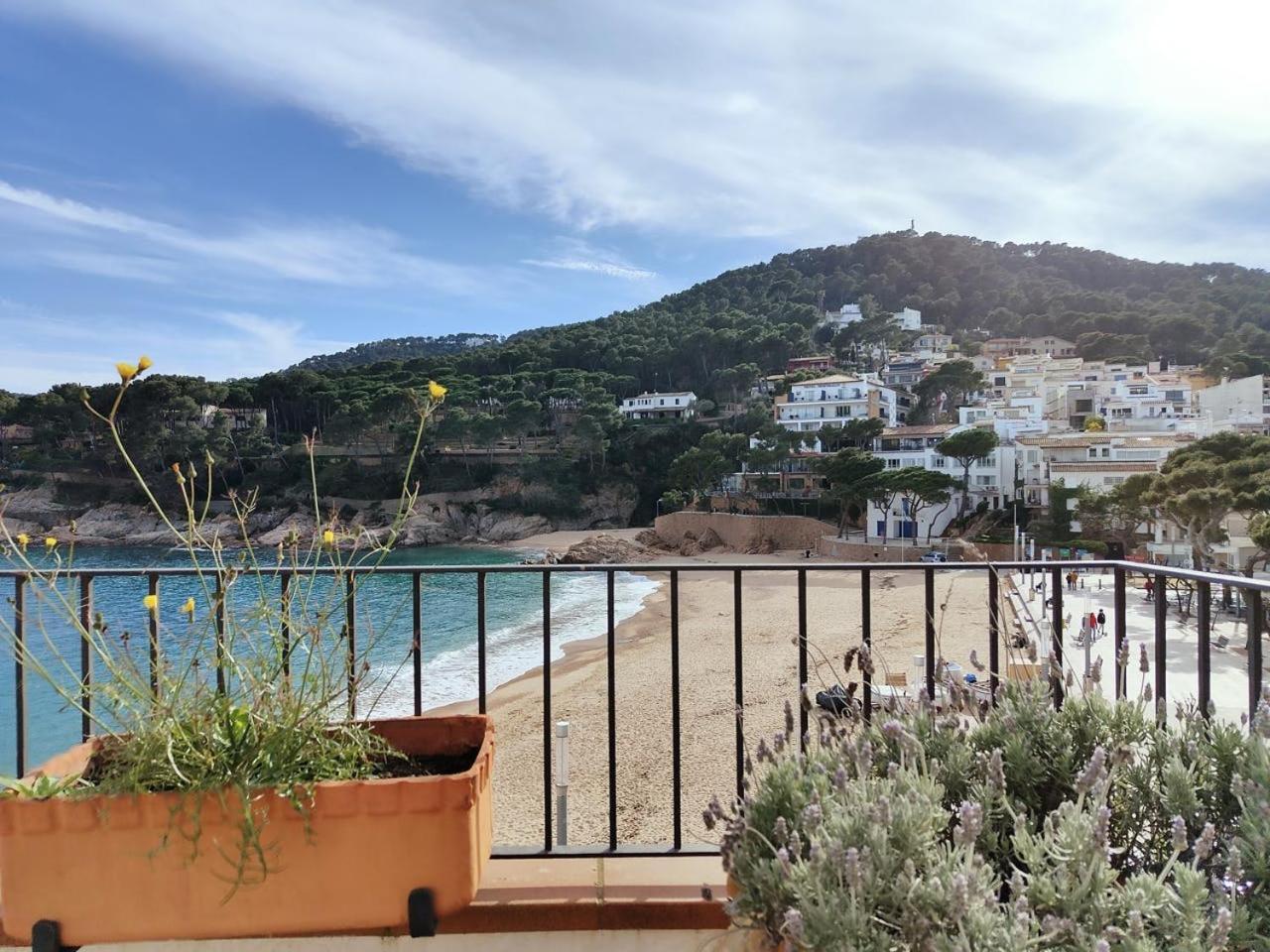Tamariu Platja - Penthouse On Passeig Del Mar. Διαμέρισμα Εξωτερικό φωτογραφία